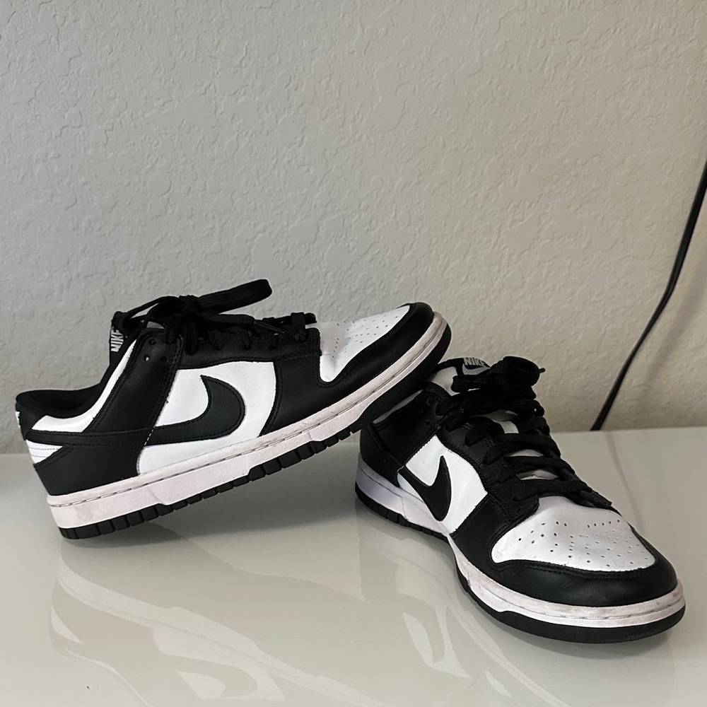 Nike Pandas Women's Classic Sneakers